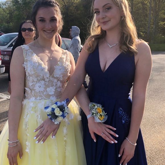 Jovani Floral Prom Dress - Picture 2 of 8